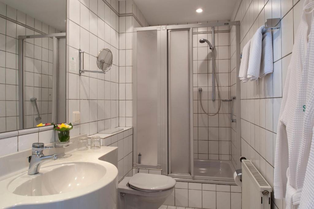 Landhotel Sauerlaender Hof Eslohe Luaran gambar